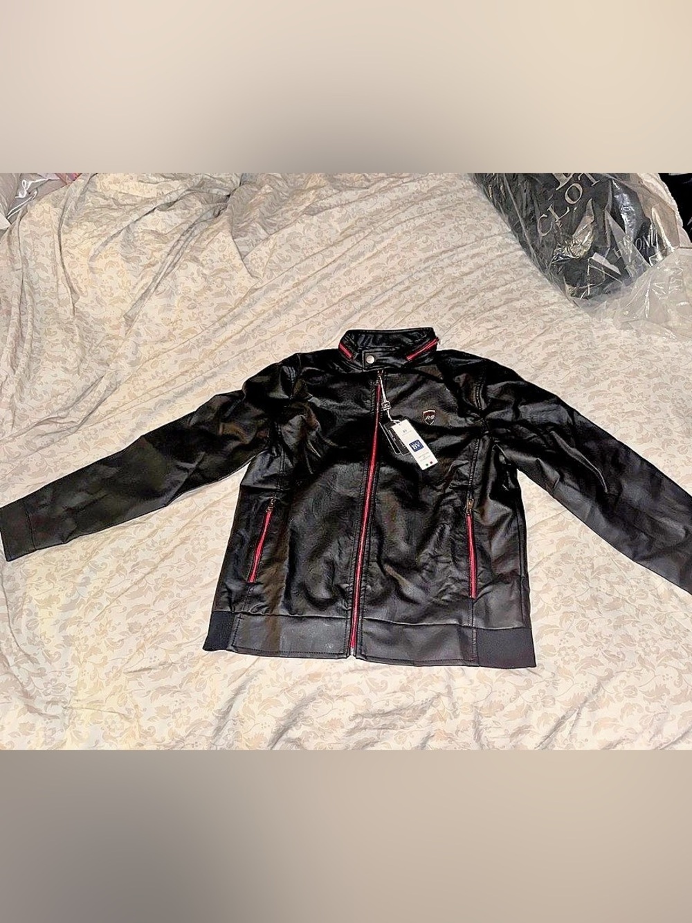 B V Clothing Lightweight Color Block Jacket Size Large NWT